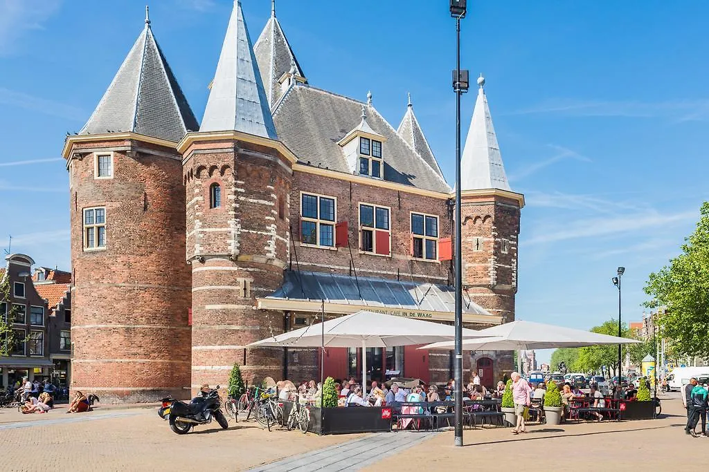 Houseboat Studio With Canalview And Free Bikes Amsterdam